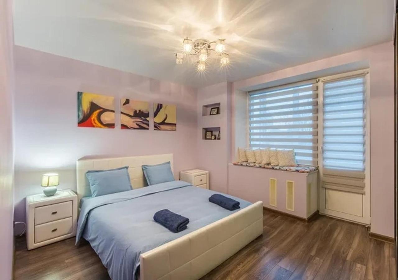 Apartments In The Center Of Minsk On Romanovskay Sloboda 10 ภายนอก รูปภาพ